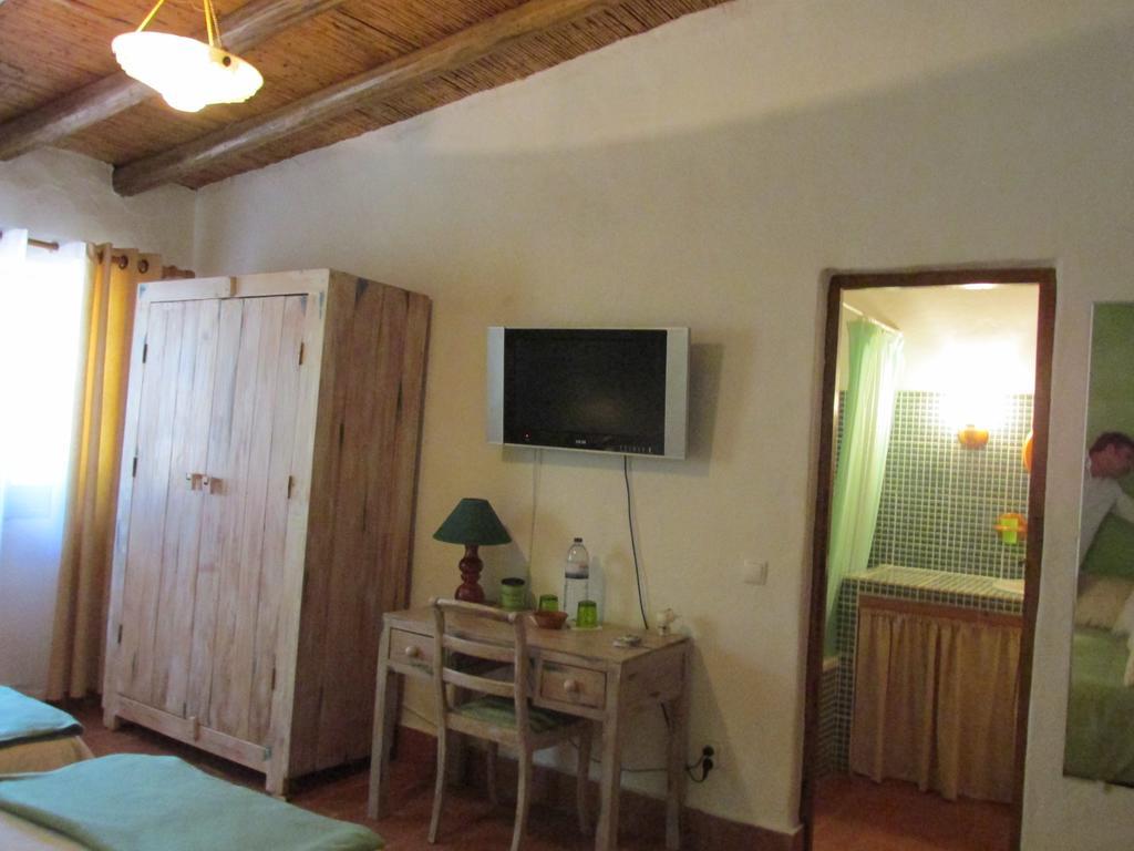 Quinta Dos Valados Bed & Breakfast Querenca Екстериор снимка